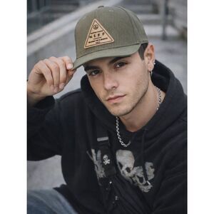 NEFF Olive Green Snapback Hat Triangle Logo Streetwear Cap Y2K Skater Minimal